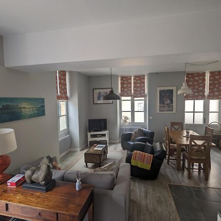 La Maison Anglaise モンパジエ エクステリア 写真